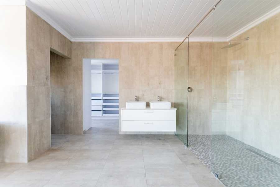 6 Bedroom Property for Sale in Myburgh Park Western Cape